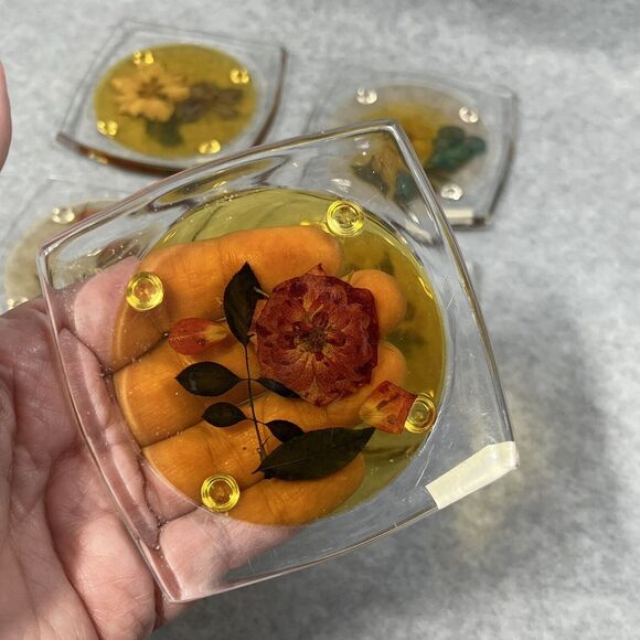 Vintage Lucite Acrylic Footed Coasters Dried Pressed Flowers Set of 6 Clear 3.5" - Picture 5 of 16